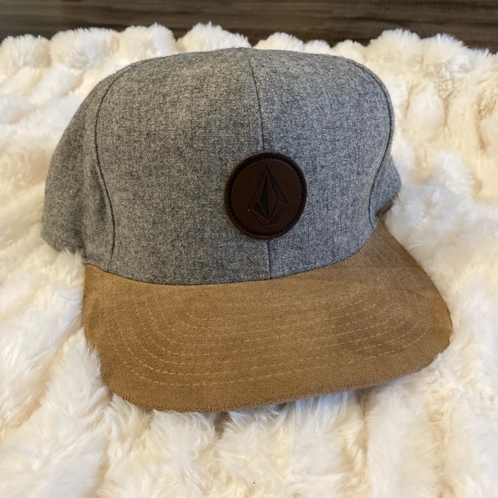 Volcom Suede hat adjustable